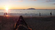 Seychellen, Mahé Nord, Beau Vallon Sonnenuntergang Panorama