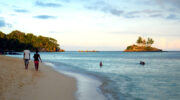 Anse Royale, Mahé Süd, Seychellen, Abendstimmung