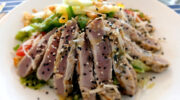 Lo Brizan Restaurant, Mahe Süd, Seychellen, Salat mit Thunfisch