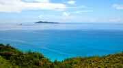 Praslin Island, Seychellen, Terrasse sur Lazio, Blick nach Aride