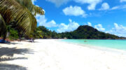 Praslin Island, Seychellen, Cote d'Or, Anse Volbert Beach